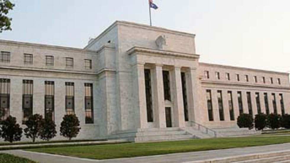 La Fed abaisse son taux à un niveau jamais vu La Fed abaisse son taux à un niveau jamais vu