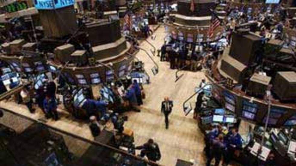 Le Dow Jones perd 4 % malgré l'investiture d'Obama Le Dow Jones perd 4 % malgré l'investiture d'Obama