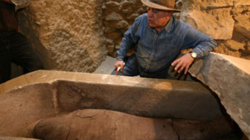 Une momie parfaitement conservée mise à jour à Saqqara Une momie parfaitement conservée mise à jour à Saqqara