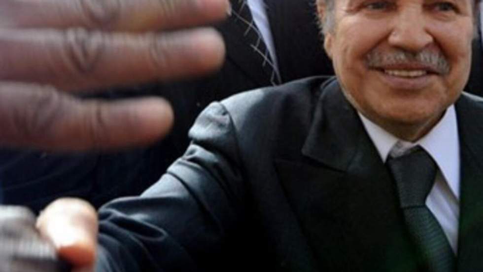 Bouteflika candidat à un troisième mandat présidentiel Bouteflika candidat à un troisième mandat présidentiel