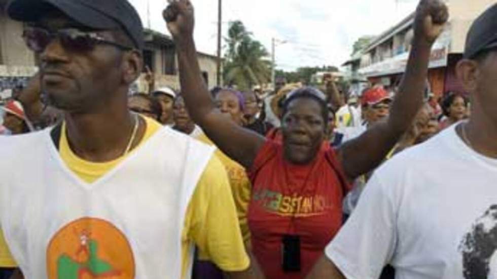 La tension monte d'un cran en Guadeloupe La tension monte d'un cran en Guadeloupe