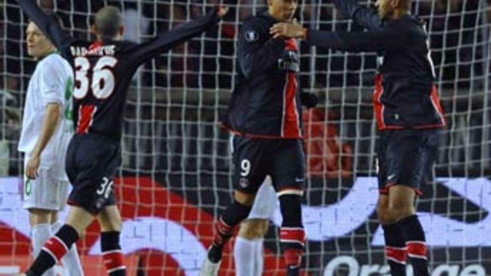 Hoarau donne la victoire au PSG, Bordeaux bute sur Galatasaray