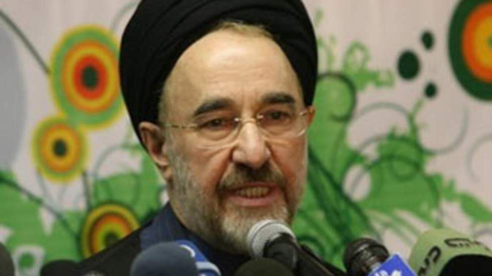 Khatami envisagerait un retrait de la course à la présidentielle