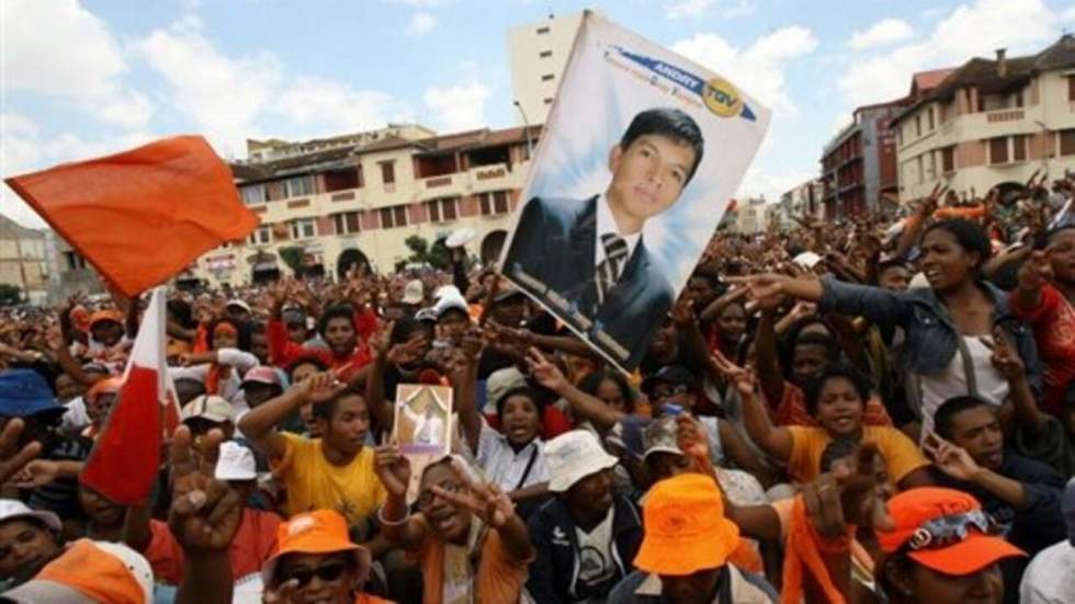 Rajoelina rejette le référendum et demande l'arrestation du président