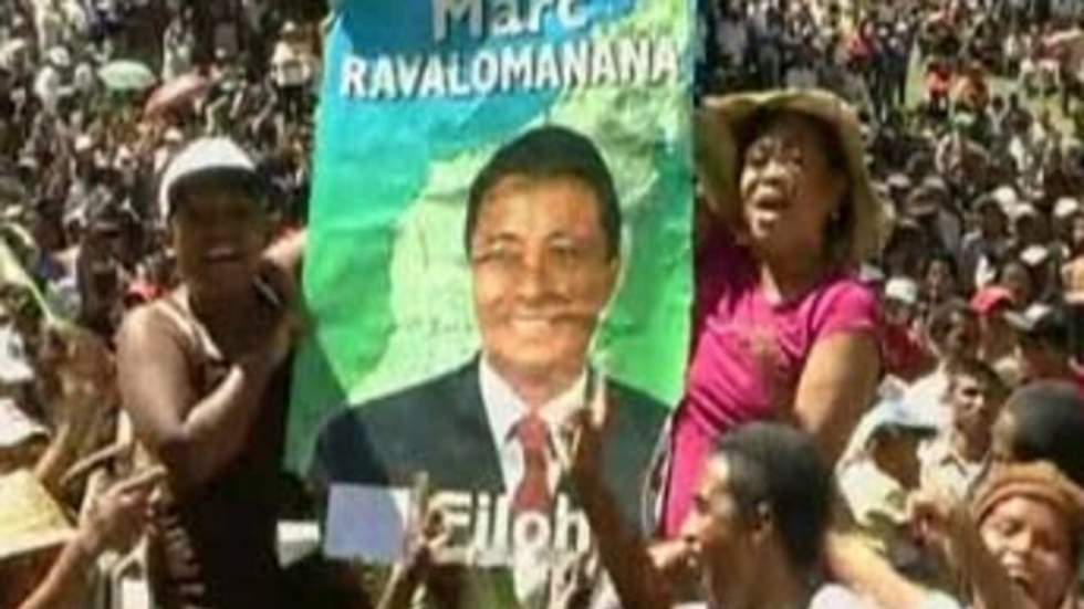 Trois mille opposants à Rajoelina manifestent pour son départ