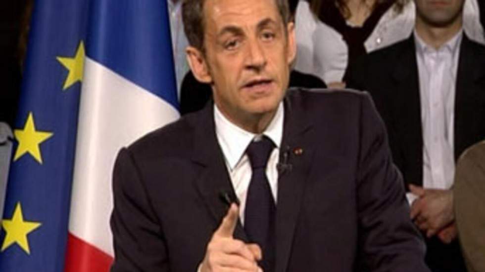 Sarkozy menace de légiférer sur les bonus si rien ne change d’ici juin