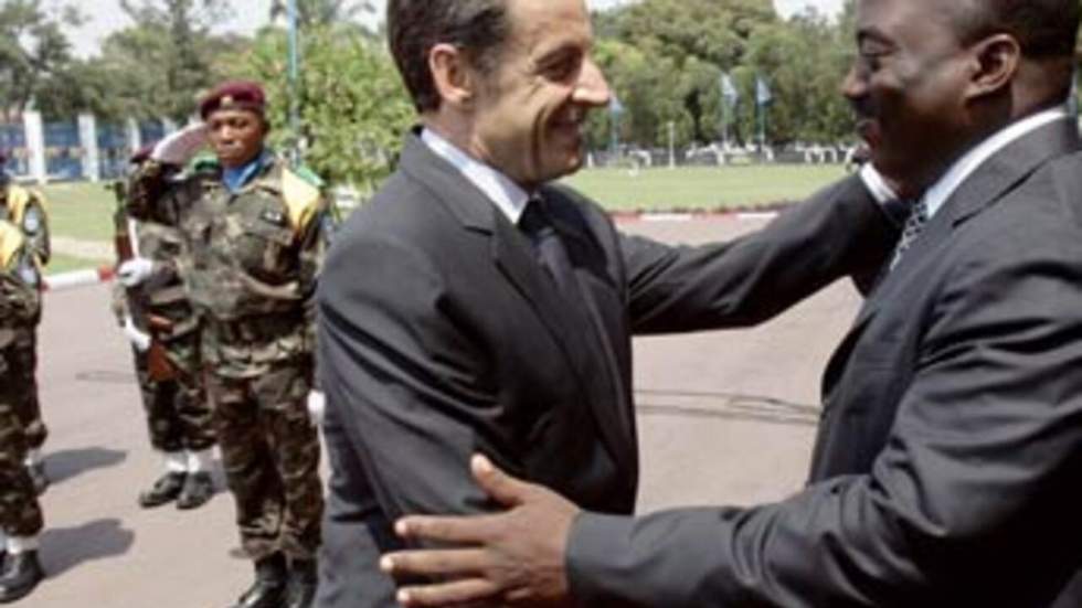 Nicolas Sarkozy salue la main tendue de Kabila au Rwanda