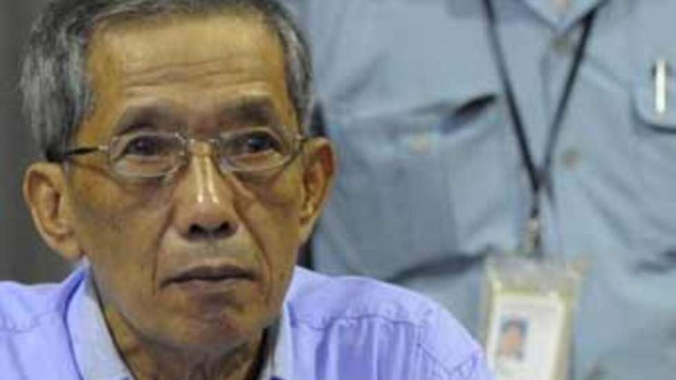 Ouverture des débats de fond au procès du Khmer rouge "Douch" Ouverture des débats de fond au procès du Khmer rouge "Douch"