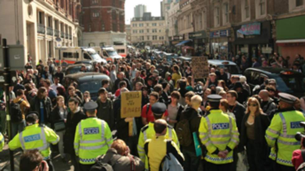 Manifestations à Londres contre la crise, à l'occasion du sommet