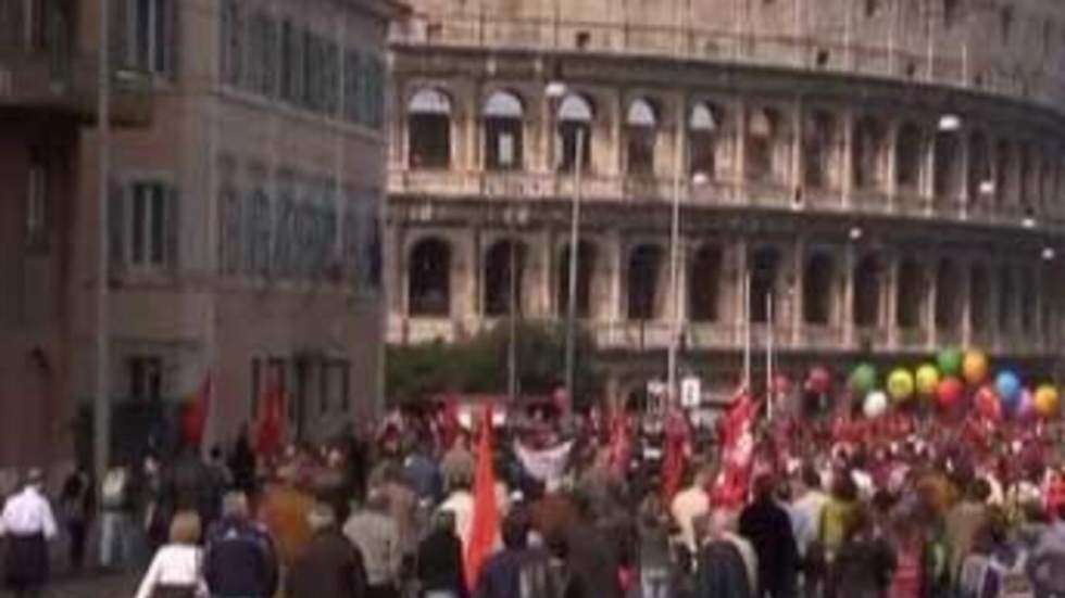 Manifestation à Rome contre le plan anti-crise de Berlusconi