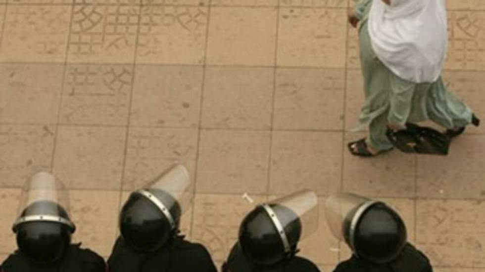La police mobilisée pour empêcher des défilés anti-Moubarak La police mobilisée pour empêcher des défilés anti-Moubarak