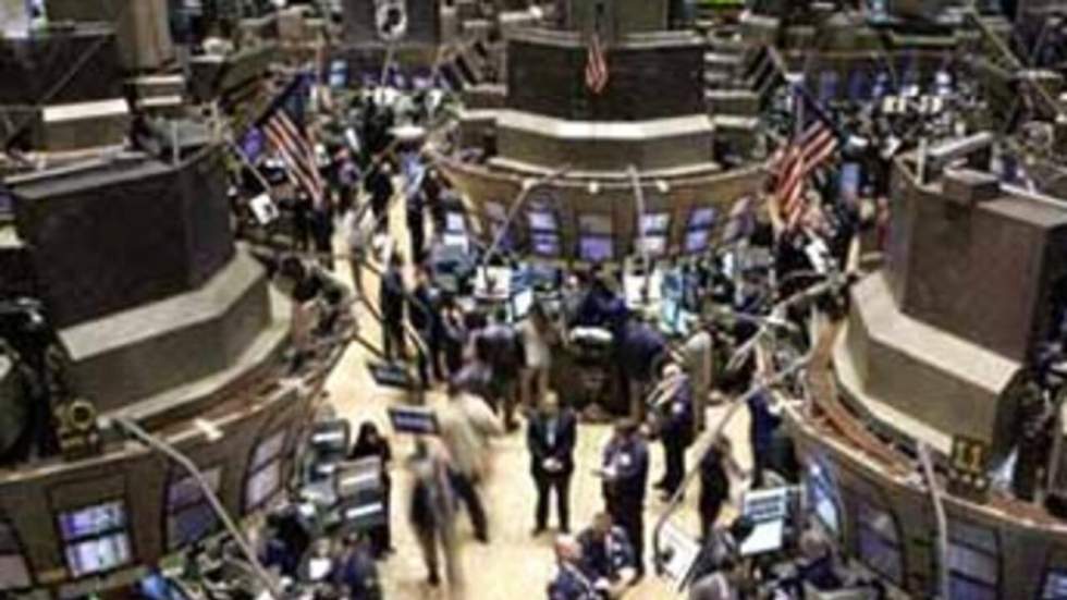 Wall Street dévisse après six semaines de hausse ininterrompue