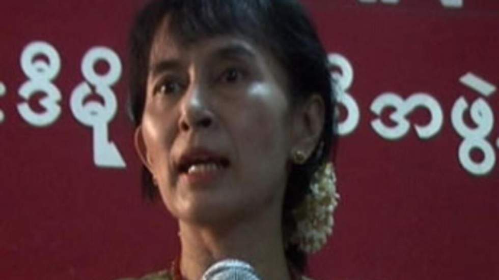 La junte autorise un accès restreint au procès d'Aung San Suu Kyi