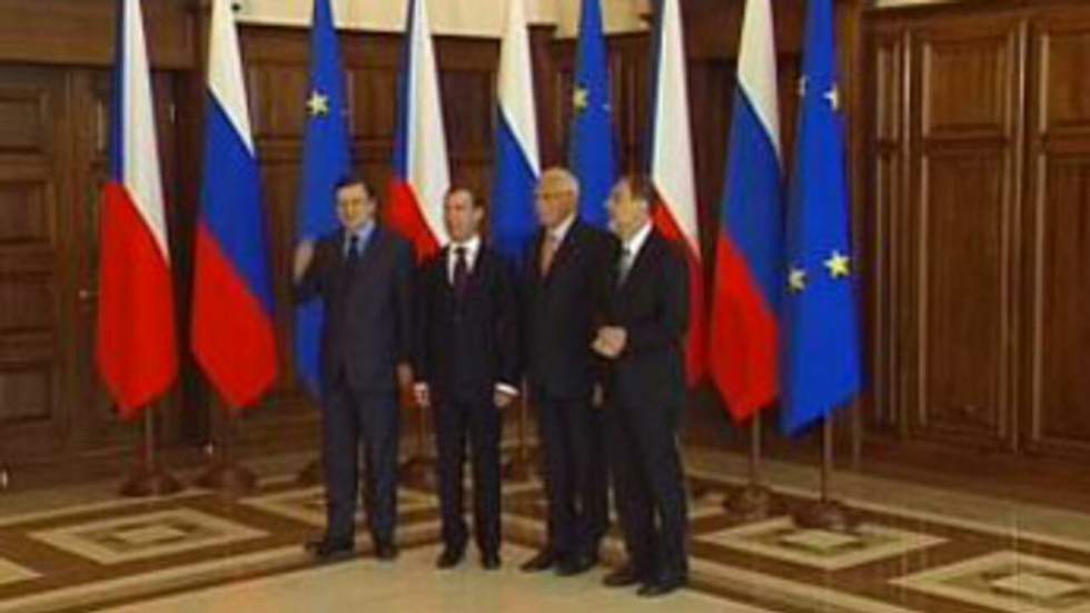 Moscou s'inquiète d'une alliance anti-russe Moscou s'inquiète d'une alliance anti-russe