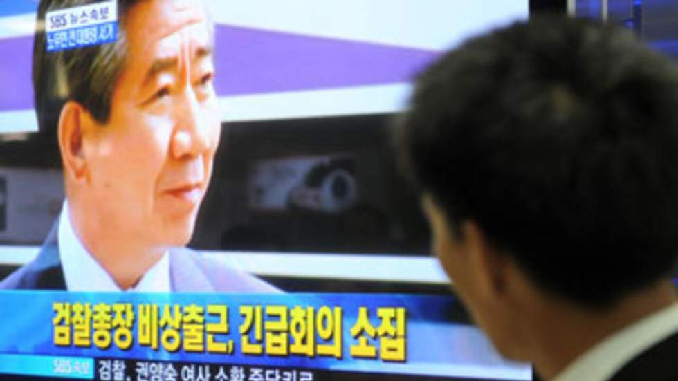 Décès de l'ex-président Roh Moo-hyun, la thèse du suicide privilégiée