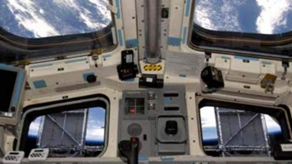 Le mauvais temps empêche Atlantis d'atterrir en Floride