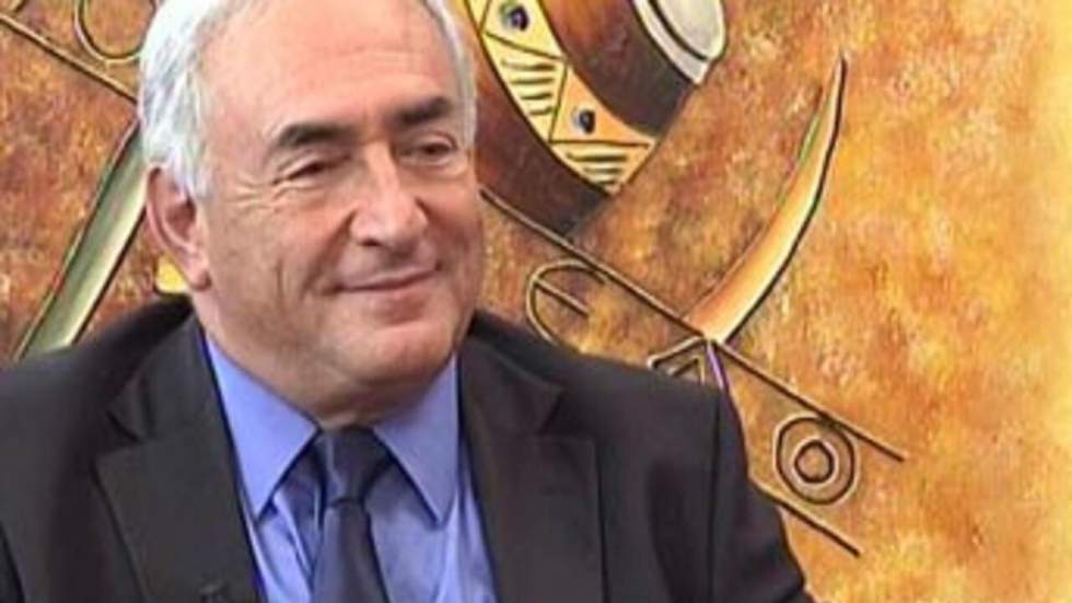 Pas de sortie de crise avant 2010, selon Strauss-Kahn