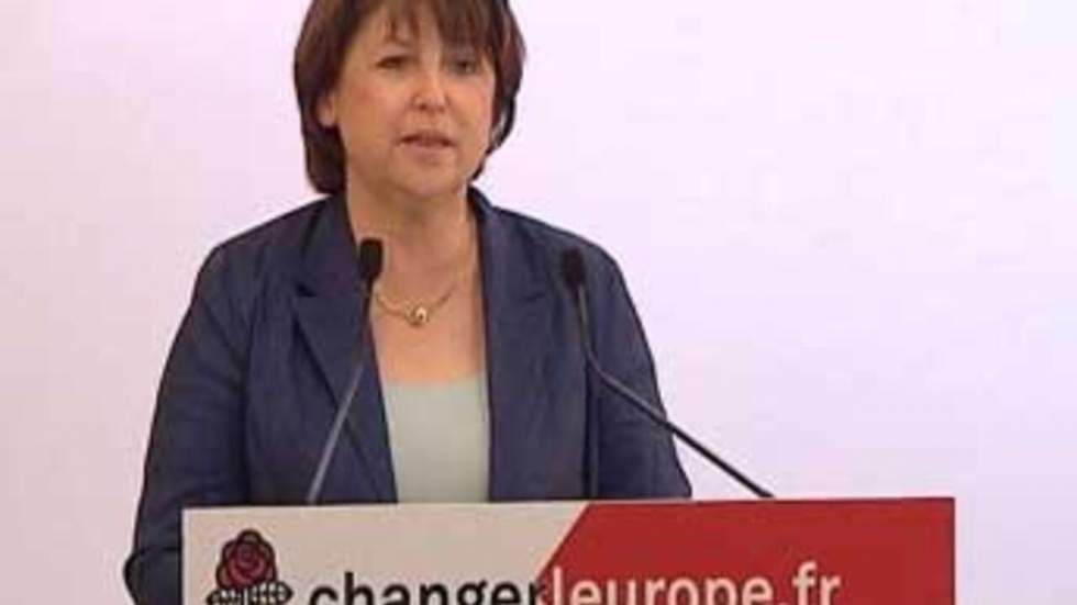 Aubry se donne six mois pour offrir un "nouveau cap" au PS