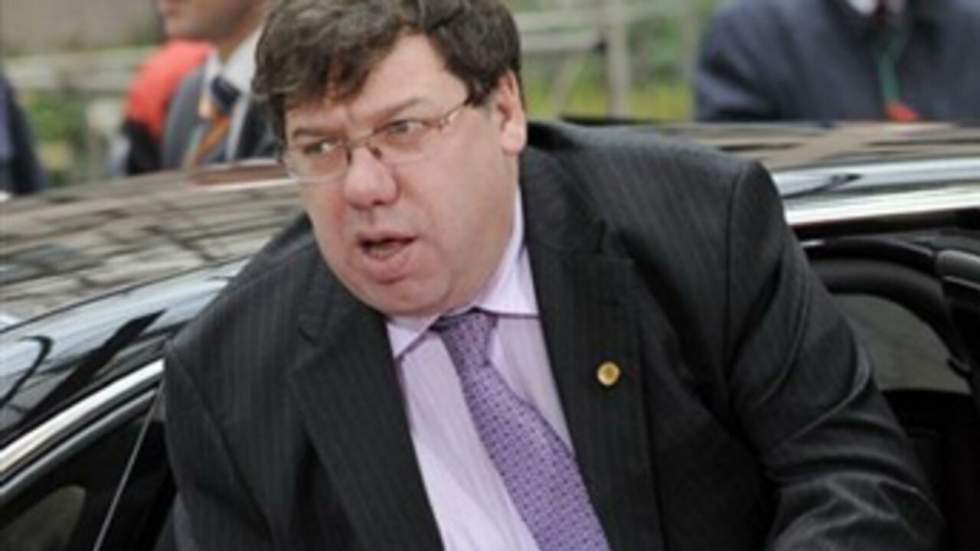 Brian Cowen obtient sans surprise le vote de confiance du Parlement Brian Cowen obtient sans surprise le vote de confiance du Parlement