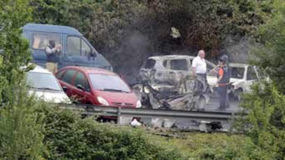 Une voiture piégée explose à Bilbao, tuant un policier