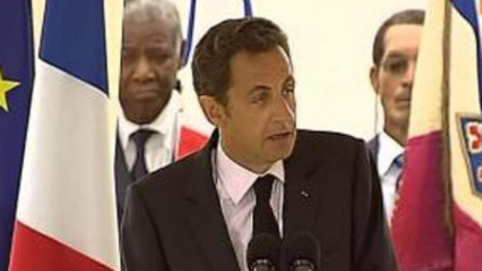 Sarkozy appelle à l'apaisement depuis Fort-de-France