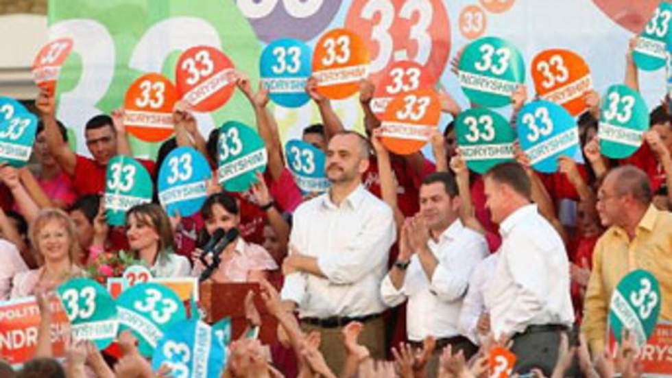 Les Albanais se rendent aux urnes pour élire leurs députés