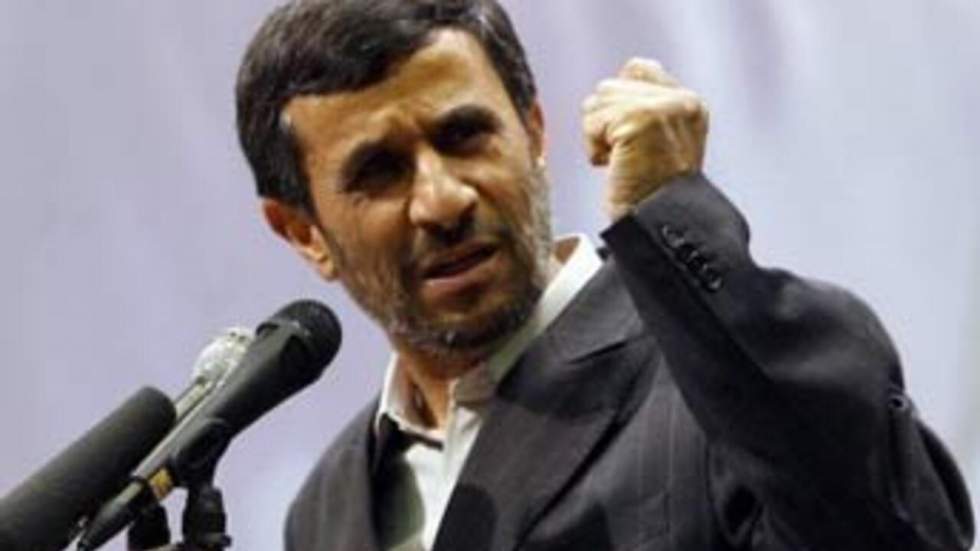 Victoire confirmée pour Ahmadinejad, Téhéran sous contrôle policier