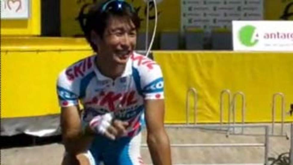Deux Japonais dans le peloton Deux Japonais dans le peloton