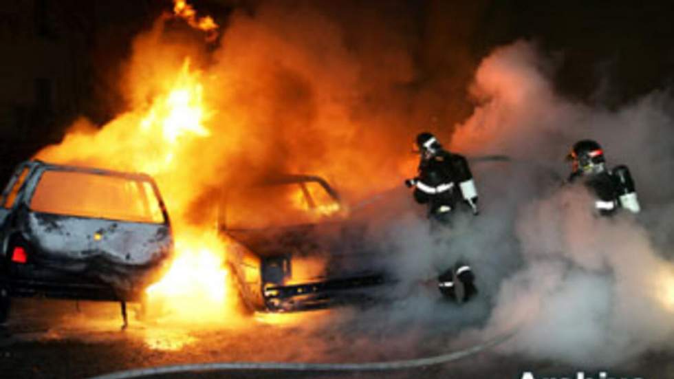 La police recense 317 voitures brûlées dans la nuit du 13 au 14 juillet La police recense 317 voitures brûlées dans la nuit du 13 au 14 juillet