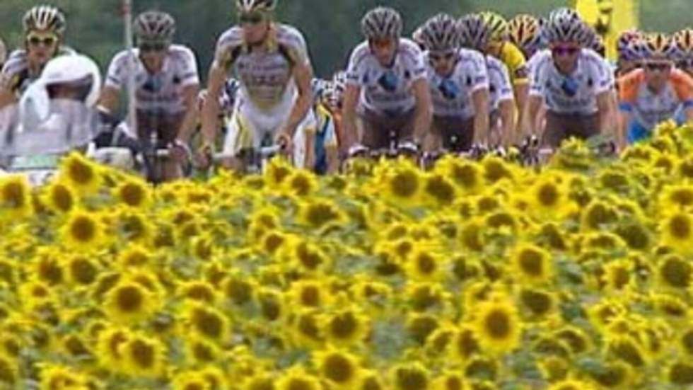 Le peloton attaque les Vosges