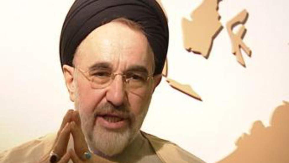 Khatami souhaite un référendum sur la légitimité du pouvoir Khatami souhaite un référendum sur la légitimité du pouvoir