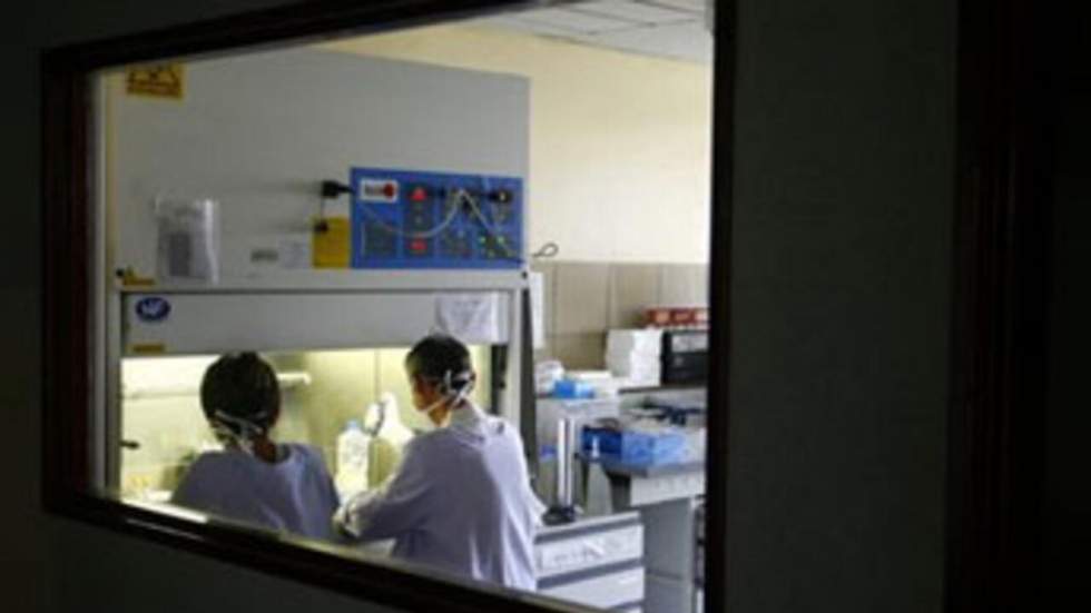 Premier décès en France d’une personne atteinte de la grippe A (H1N1) Premier décès en France d’une personne atteinte de la grippe A (H1N1)