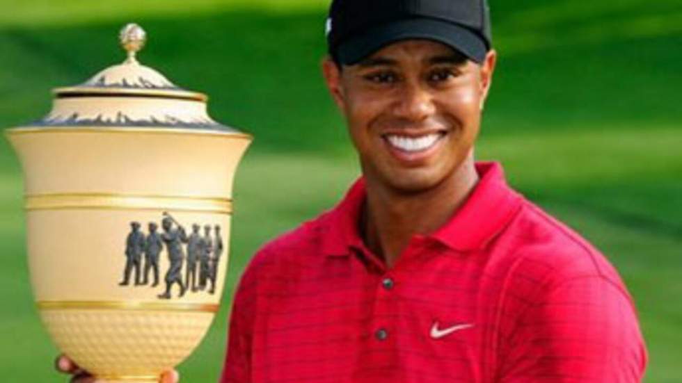 À Akron, Tiger Woods remporte son cinquième tournoi de la saison