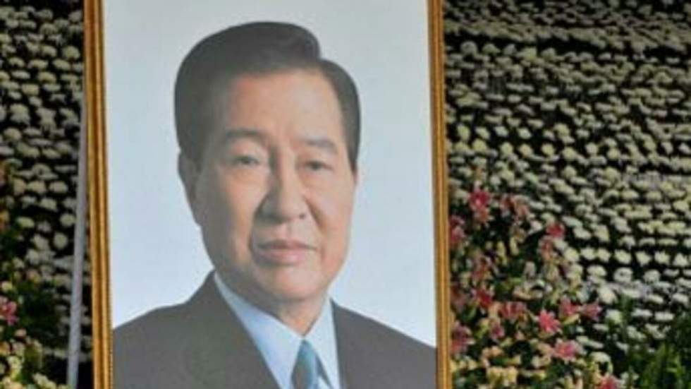 Pyongyang rend hommage à l'ancien président Kim Dae-jung