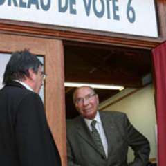 Le candidat de Dassault en ballotage défavorable à Corbeil-Essonnes Le candidat de Dassault en ballotage défavorable à Corbeil-Essonnes
