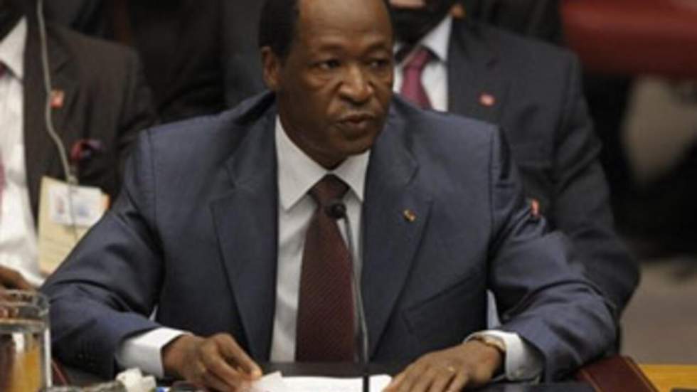 Le président burkinabè Compaoré à Conakry pour apaiser la tension