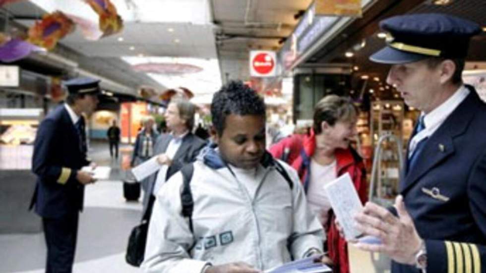 Les personnels naviguants dénoncent leurs cadences de travail Les personnels naviguants dénoncent leurs cadences de travail