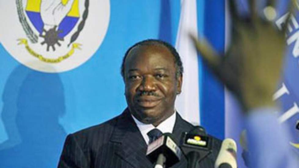 Ali Bongo prête serment après une saga électorale de plus d'un mois