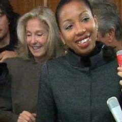 Marie Ndiaye souhaite que Frédéric Mitterrand mette fin à la polémique sur le "devoir de réserve" Marie Ndiaye souhaite que Frédéric Mitterrand mette fin à la polémique sur le "devoir de réserve"