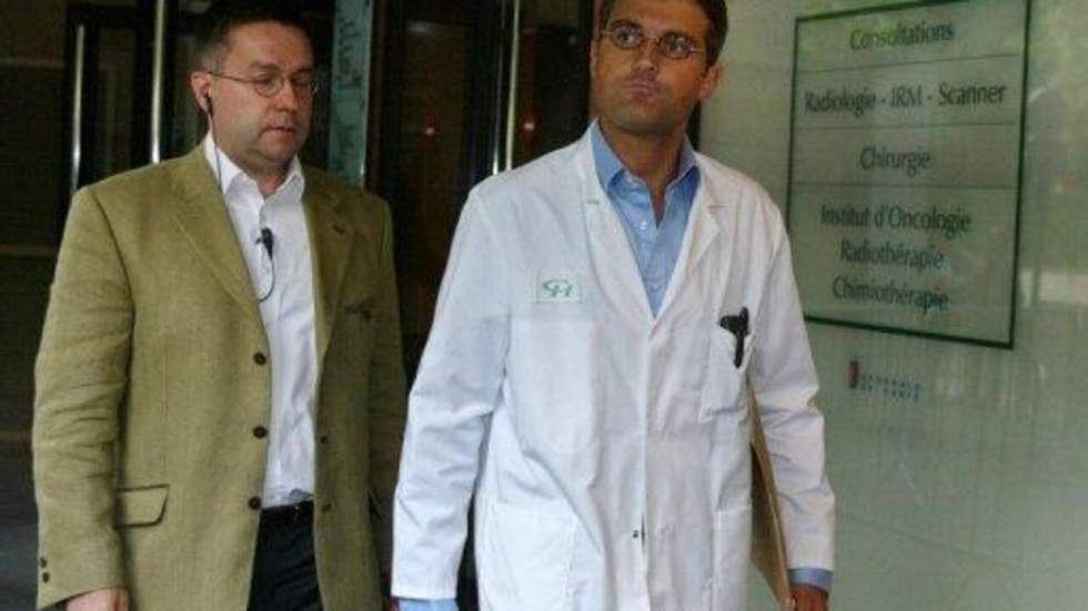 Agression du Dr Delajoux, qui a opéré Johnny à Paris fin novembre Agression du Dr Delajoux, qui a opéré Johnny à Paris fin novembre