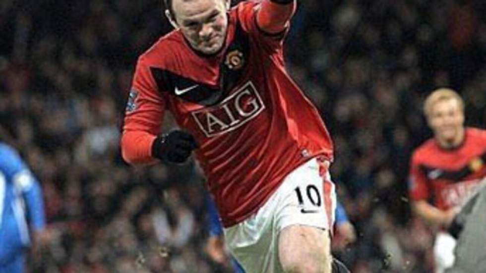 Manchester United et Arsenal écrasent leurs adversaires et restent dans la course Manchester United et Arsenal écrasent leurs adversaires et restent dans la course