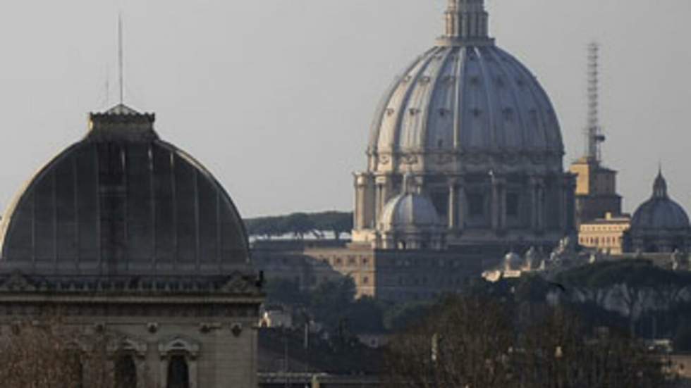 Benoît XVI en visite à la Grande Synagogue de Rome