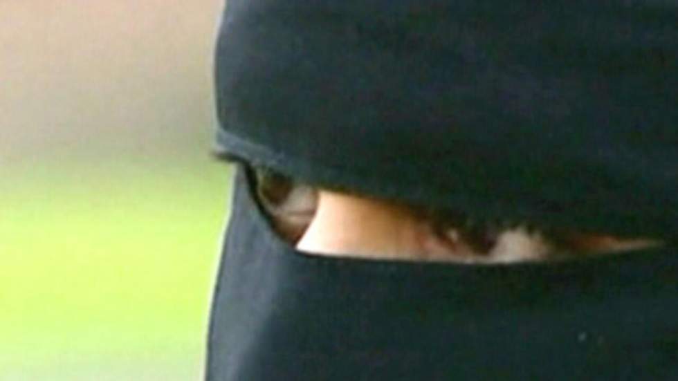 L'UMP réclame moins de droits sociaux pour les femmes portant la burqa