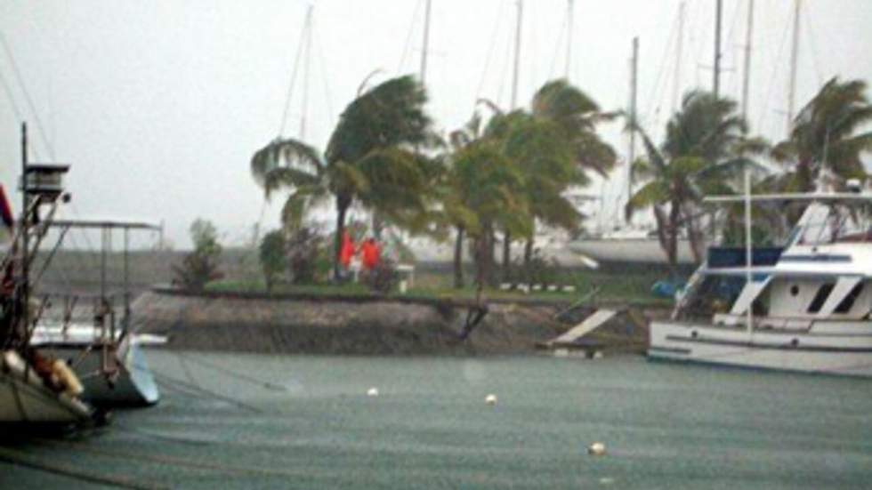 Le cyclone Tomas occasionne de nombreux dégâts sur les îles Fidji