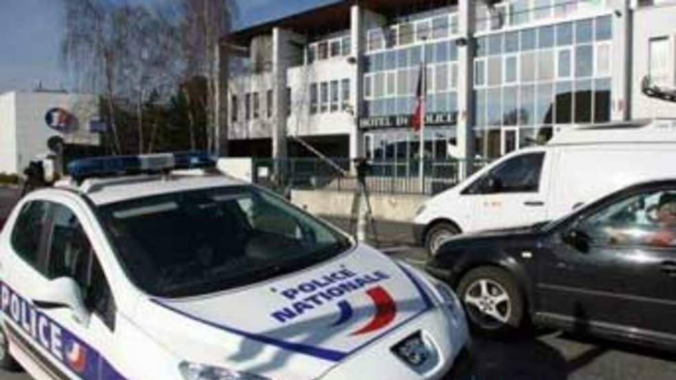 Un policier tué au sud de Paris, les enquêteurs sur la piste ETA