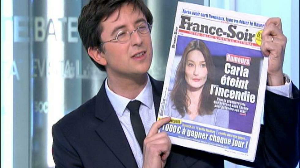 Rumeurs - Carla Bruni: Sarkozy sort son "bouclier sentimental"