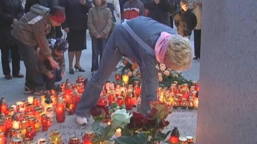 Les Polonais sous le choc après la mort de leur président