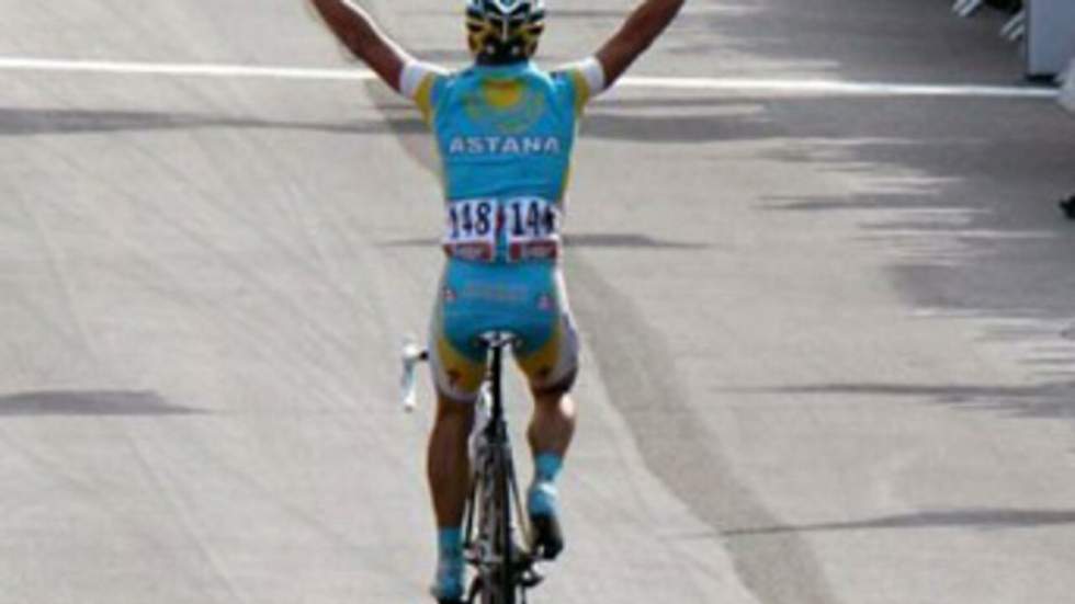 Le Kazakhe Vinokourov remporte la doyenne des classiques