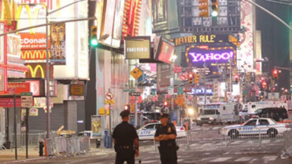 Times Square évacué après la découverte d'un véhicule suspect