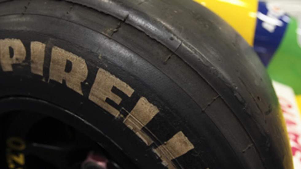 Pirelli veut revenir dans les paddocks en 2011